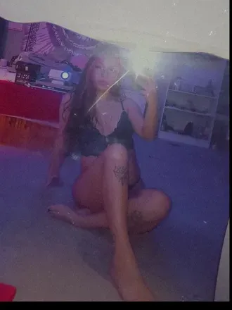 OnlyFans cuenta latinbarbie_03 avatar 1