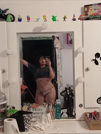 OnlyFans account  bl00m avatar 1