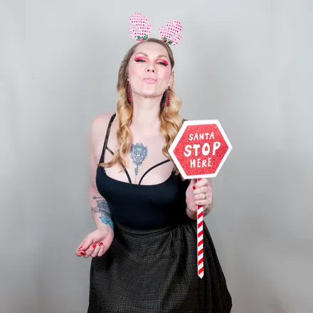 OnlyFans cuenta swedishlioness header 2