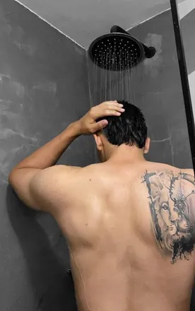 OnlyFans cuenta alejand91889073 header 2