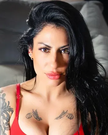OnlyFans account  rheeelo avatar 1