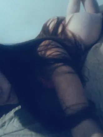 OnlyFans cuenta thyaramoore header 2
