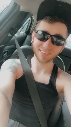 OnlyFans cuenta kingdmfs10 header 2