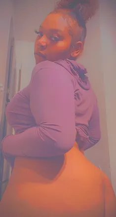 OnlyFans cuenta bigglee22 header 2