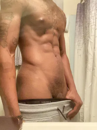 OnlyFans cuenta ariesalpha757 header 2
