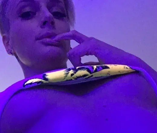 OnlyFans account  evasharm avatar 1