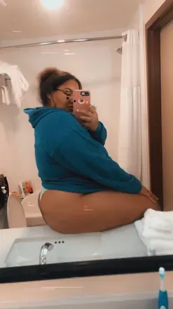 OnlyFans account  babygirltee27 avatar 1