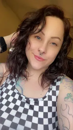 OnlyFans cuenta thattattooedgirl avatar 1