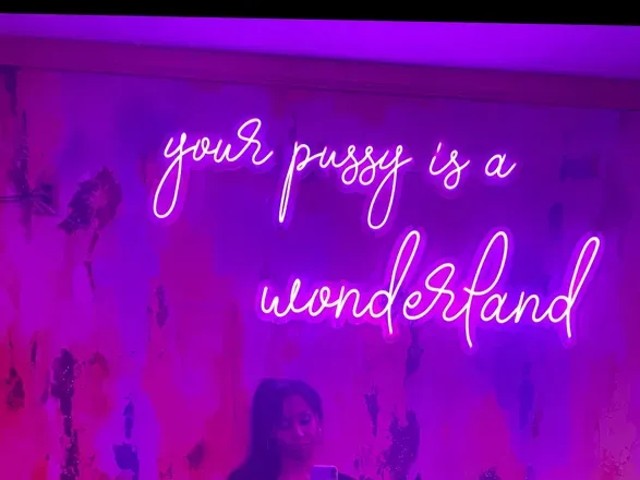 OnlyFans account  isabel__ header 2