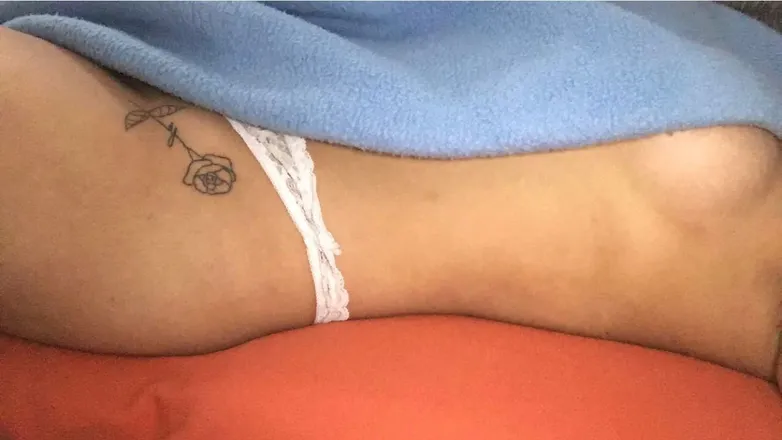 OnlyFans account  rox_vc19 header 2