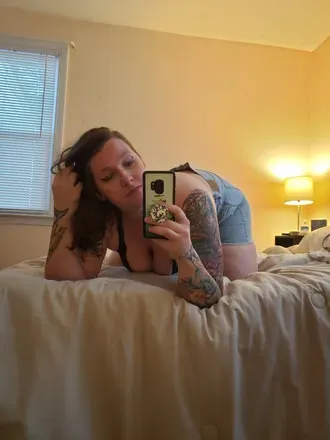 OnlyFans account  ellenovellefree header 2