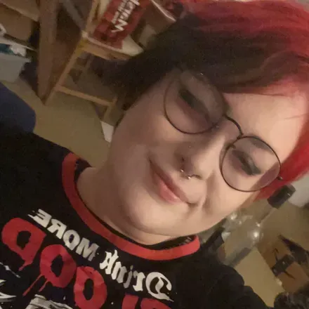 OnlyFans account  moth_macabre avatar 1