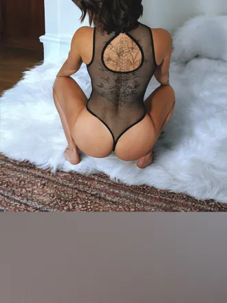 OnlyFans cuenta itsnavyblue header 2