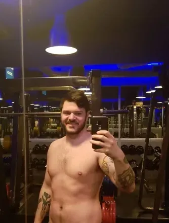 OnlyFans account  loganbare avatar 1