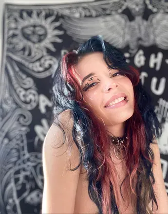 OnlyFans cuenta badwitchhhh avatar 1