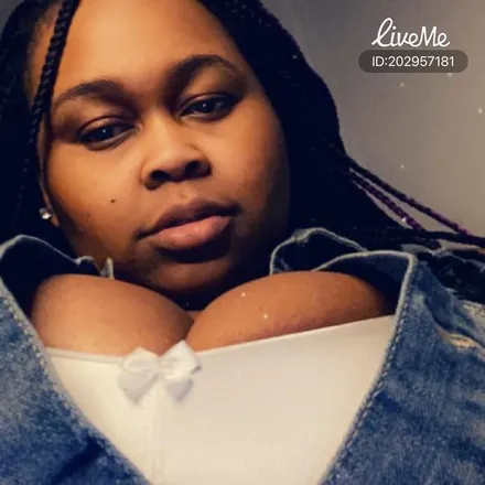 OnlyFans account  diamondgirl1121 header 2