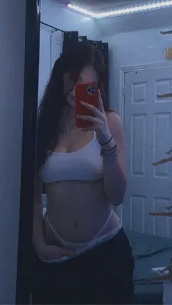 OnlyFans cuenta akpeachyxo avatar 1