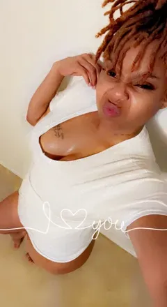 OnlyFans cuenta alaskaalaska avatar 1