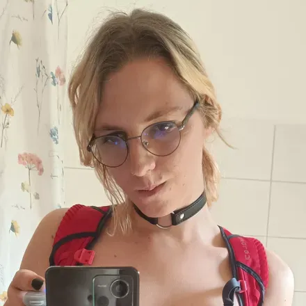 OnlyFans account  femboy.bussyness avatar 1