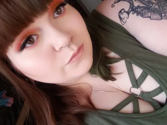 OnlyFans account  toxic.charoite avatar 1