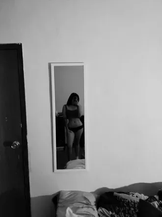 OnlyFans cuenta alma_laray avatar 1