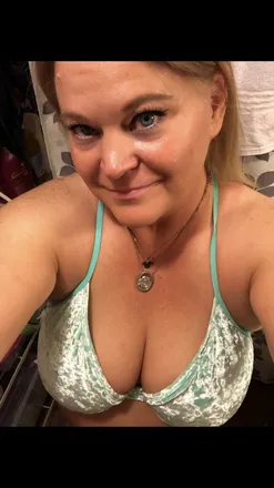 OnlyFans cuenta lisa1220 header 2