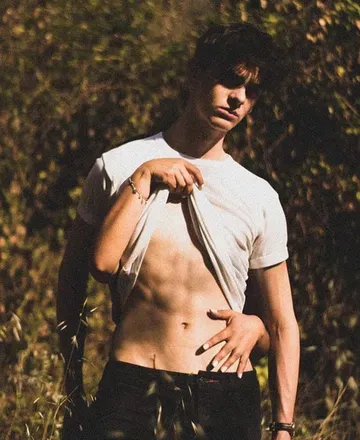 OnlyFans cuenta negative_rain avatar 1