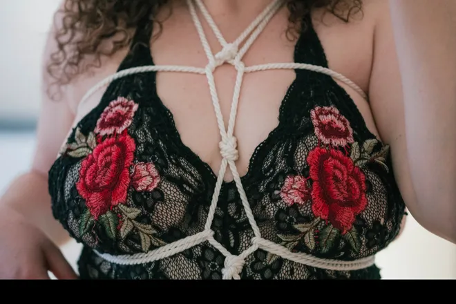 OnlyFans cuenta carmenjones2001 header 2