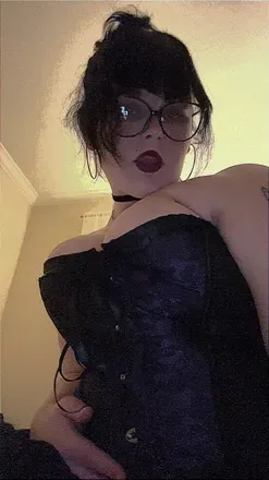 OnlyFans cuenta vivienne_silver avatar 1