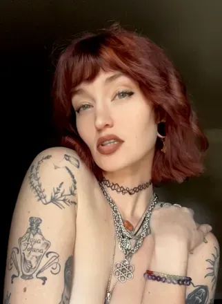 OnlyFans cuenta sunni_red avatar 1