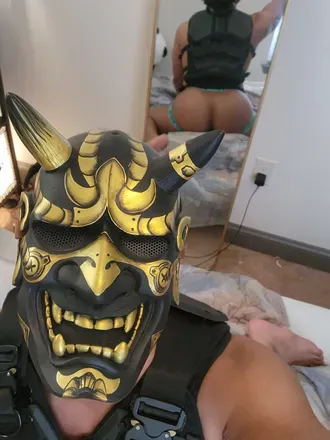 OnlyFans account  celestialgold avatar 1
