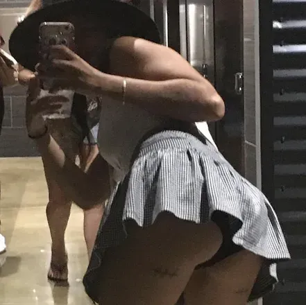 OnlyFans account  milfyash avatar 1