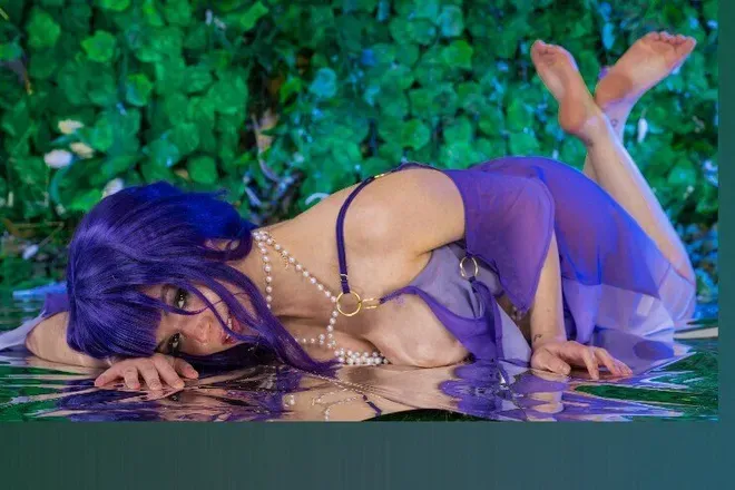 OnlyFans account  authenticallyanais header 2