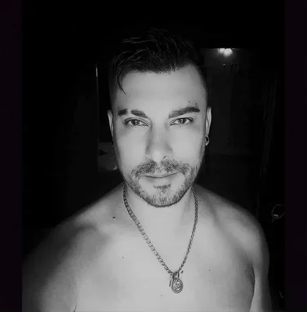 OnlyFans cuenta soyigualx header 2
