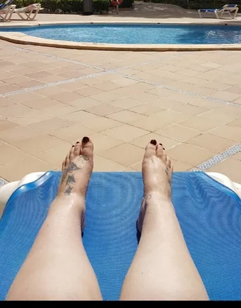 OnlyFans cuenta rosietoes100 header 2