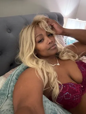 OnlyFans cuenta superhetosa header 2