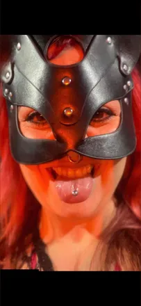 OnlyFans cuenta raven_eroticrose header 2