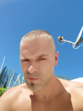 OnlyFans cuenta mtharelforyou header 2