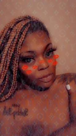 OnlyFans account  brickhousebabe23 header 2