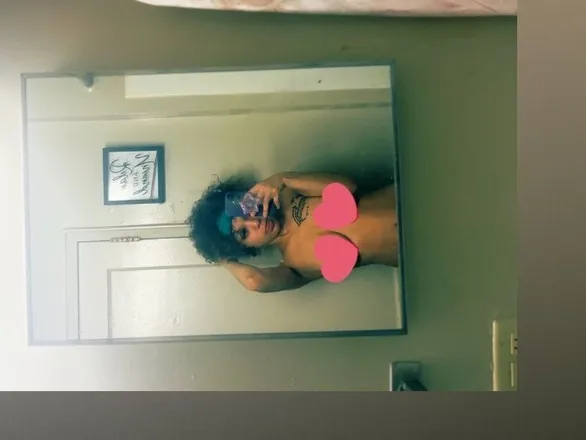 OnlyFans account  queenvxim header 2