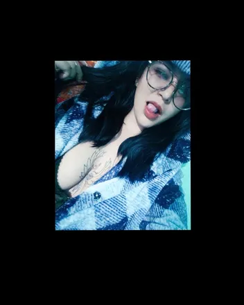 OnlyFans cuenta sisetplay header 2