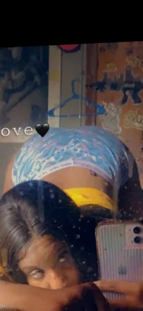 OnlyFans cuenta luvmewet header 2
