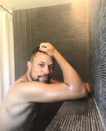 OnlyFans cuenta fcukitzalex header 2