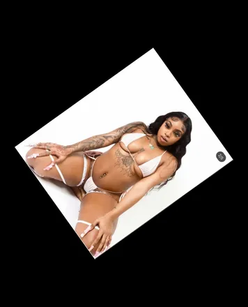 OnlyFans cuenta mimirainbowss header 2