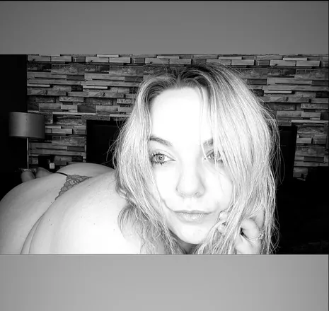 OnlyFans cuenta maddison.miles header 2