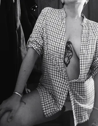 OnlyFans cuenta ursula81 header 2