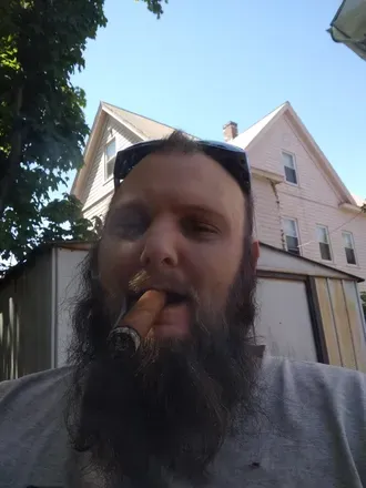 OnlyFans cuenta matthewbudsmoker header 2