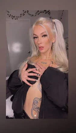 OnlyFans cuenta lunaxbunny header 2