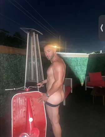 OnlyFans cuenta italiandream305 header 2