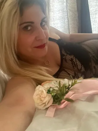 OnlyFans cuenta emysweetie header 2
